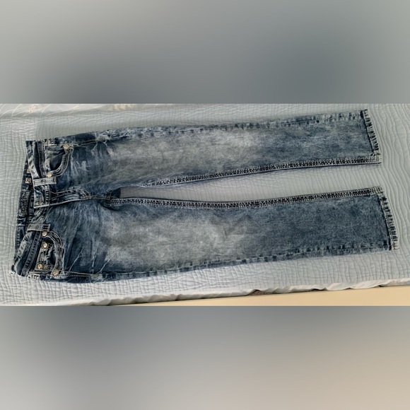 Miss Me Jeans. Size 29. Like new. - Picture 7 of 9